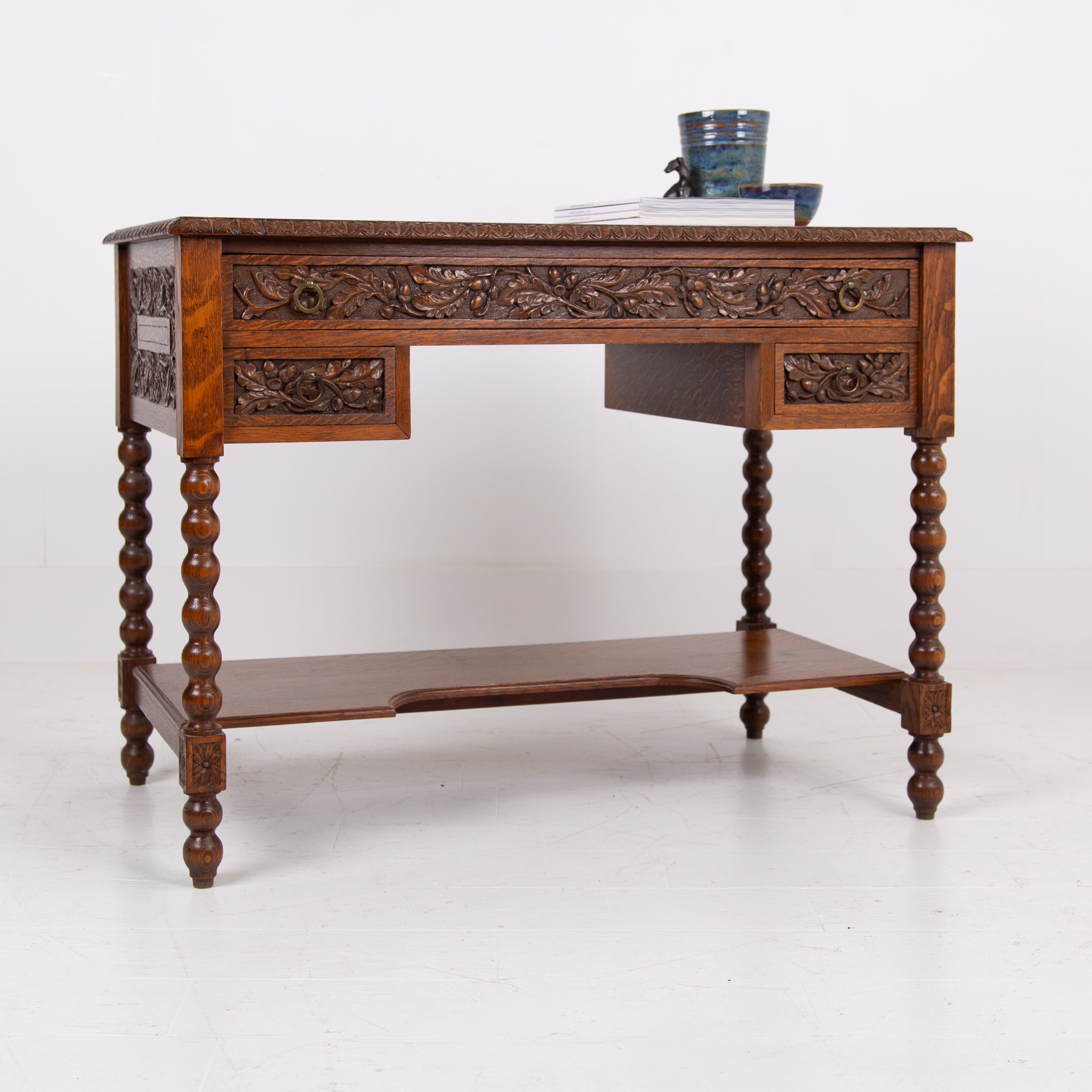 Lovely Antique Decorative Oak 3 Drawer Desk C1900