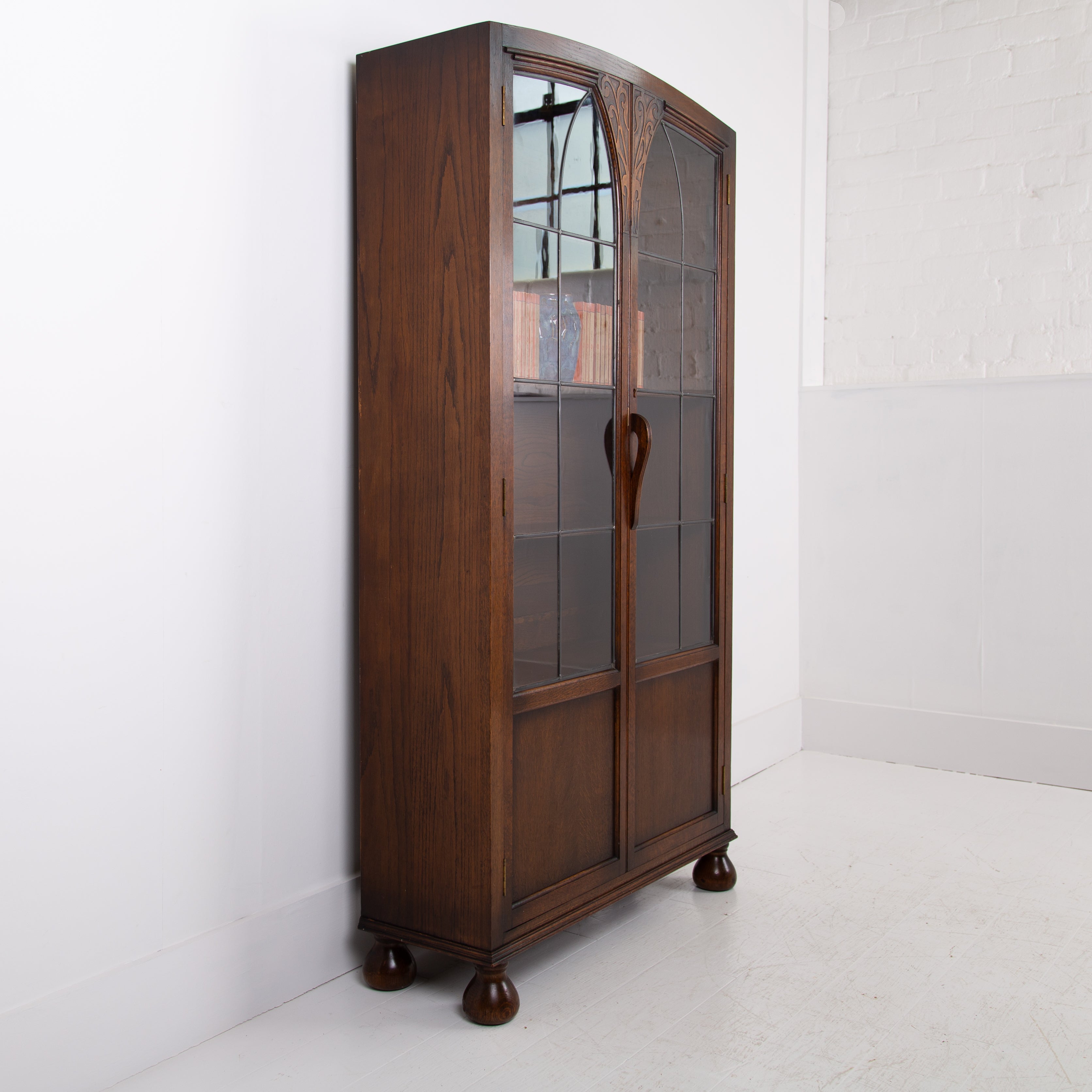 Attractive English Oak Bookcase Cabinet C1930