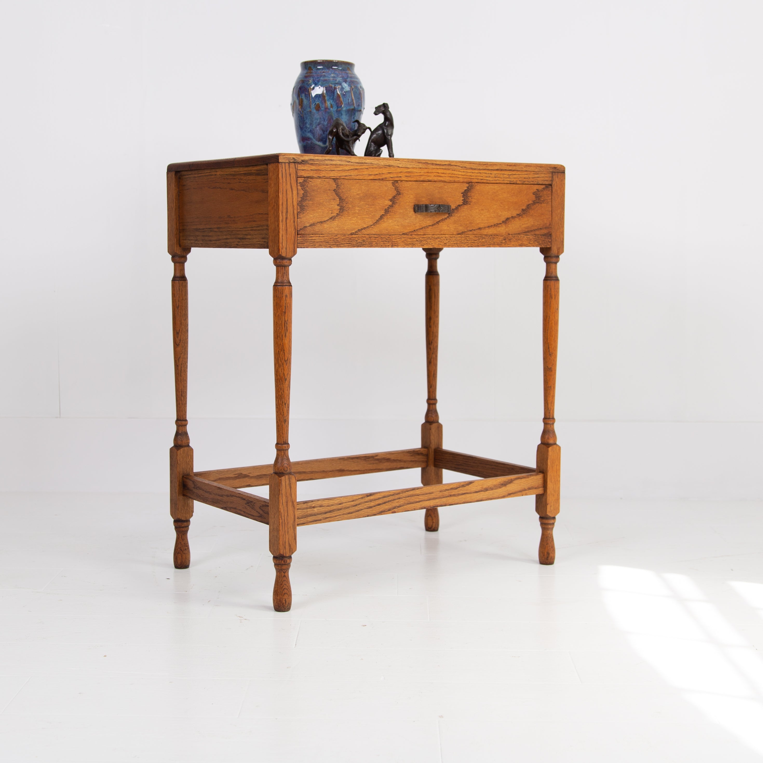 Attractive Small English Golden Oak Side Table C1930