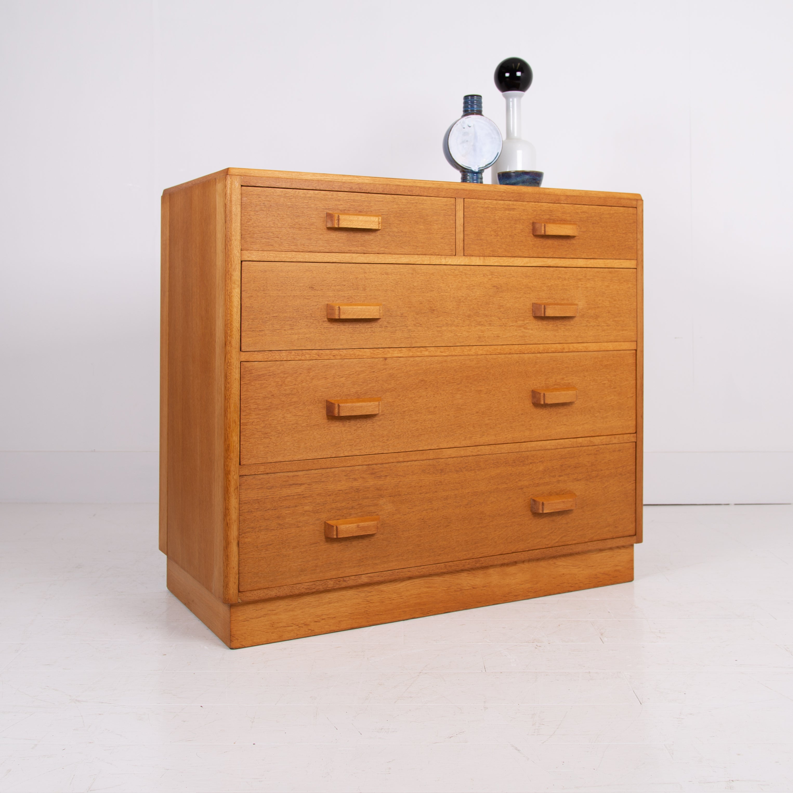 Good Mid Century Light Oak Chest Of Drawers C1960