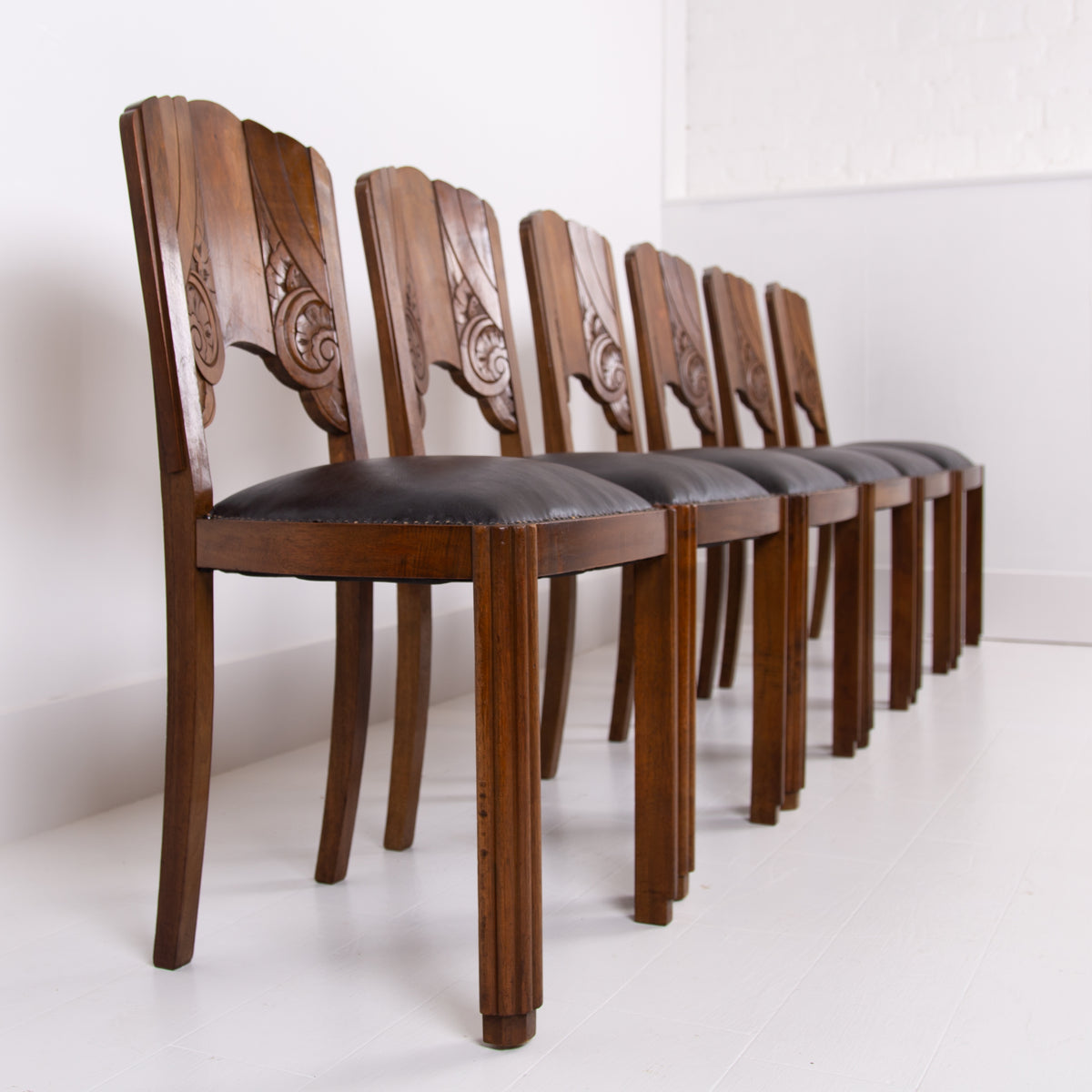 Set of 6 Art Deco Leather Seated Walnut Dining Chairs C1930