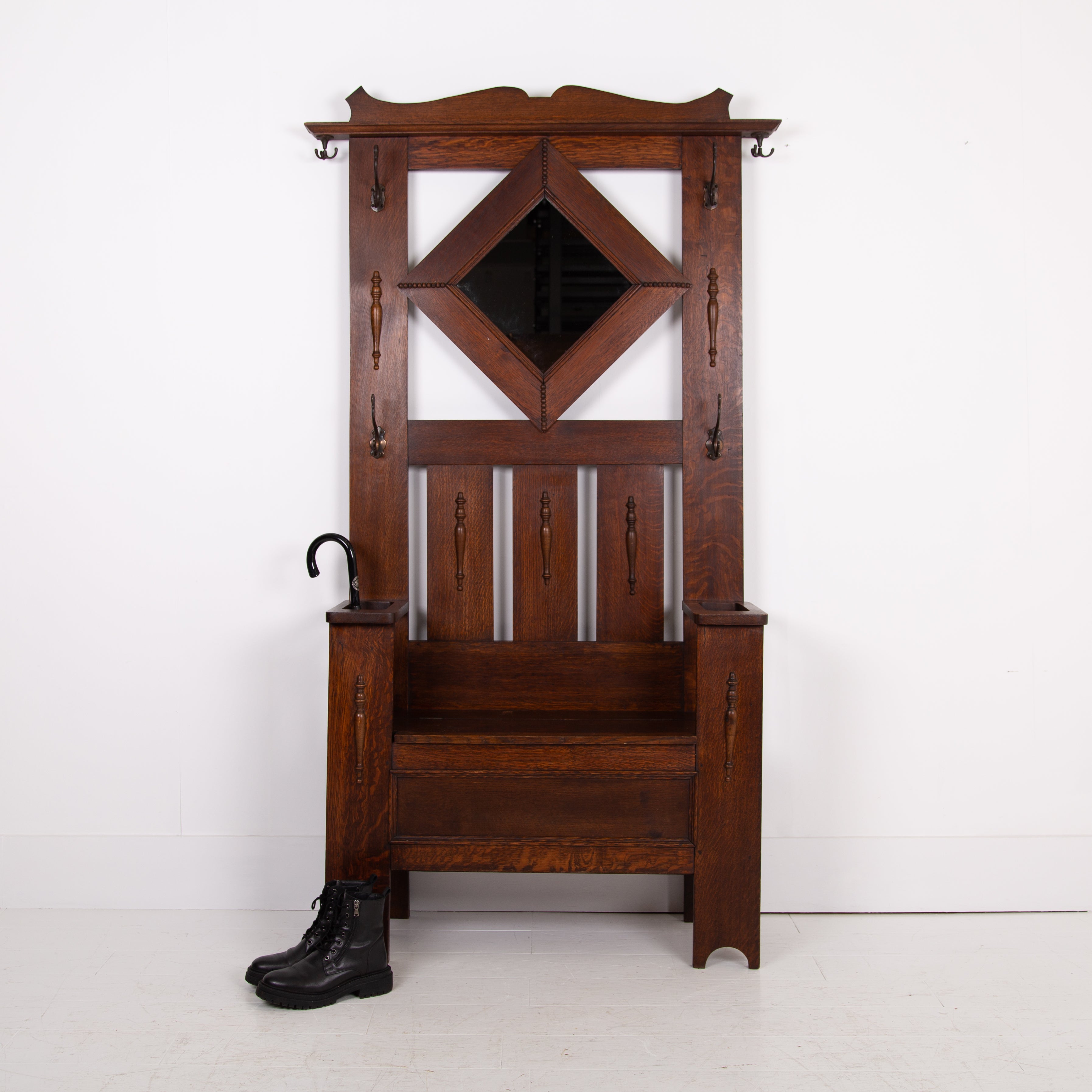 Arts and Crafts Oak Hallstand With Seated Storage C1910