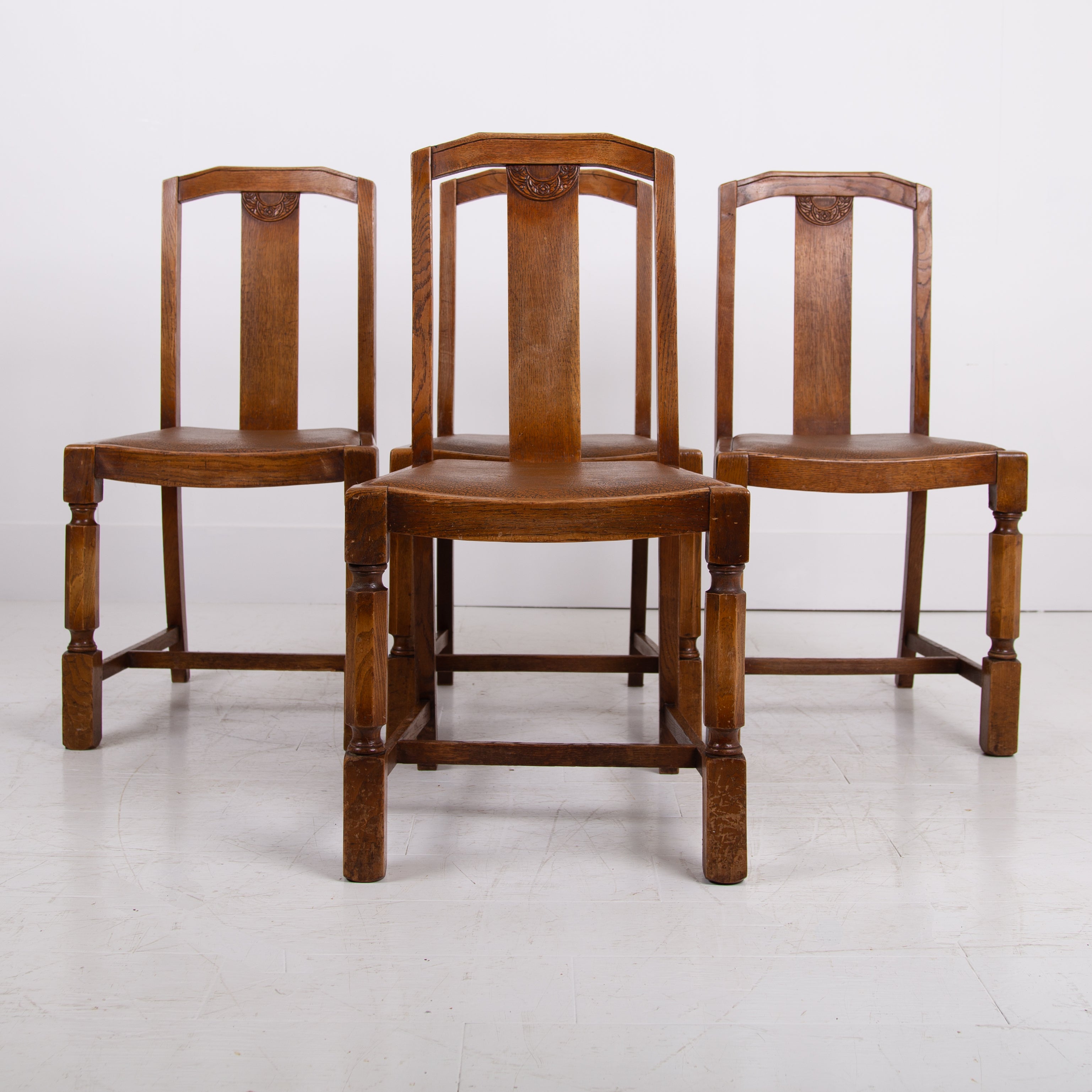 Set of 4 English Oak Art Deco Dining Chairs C1930s