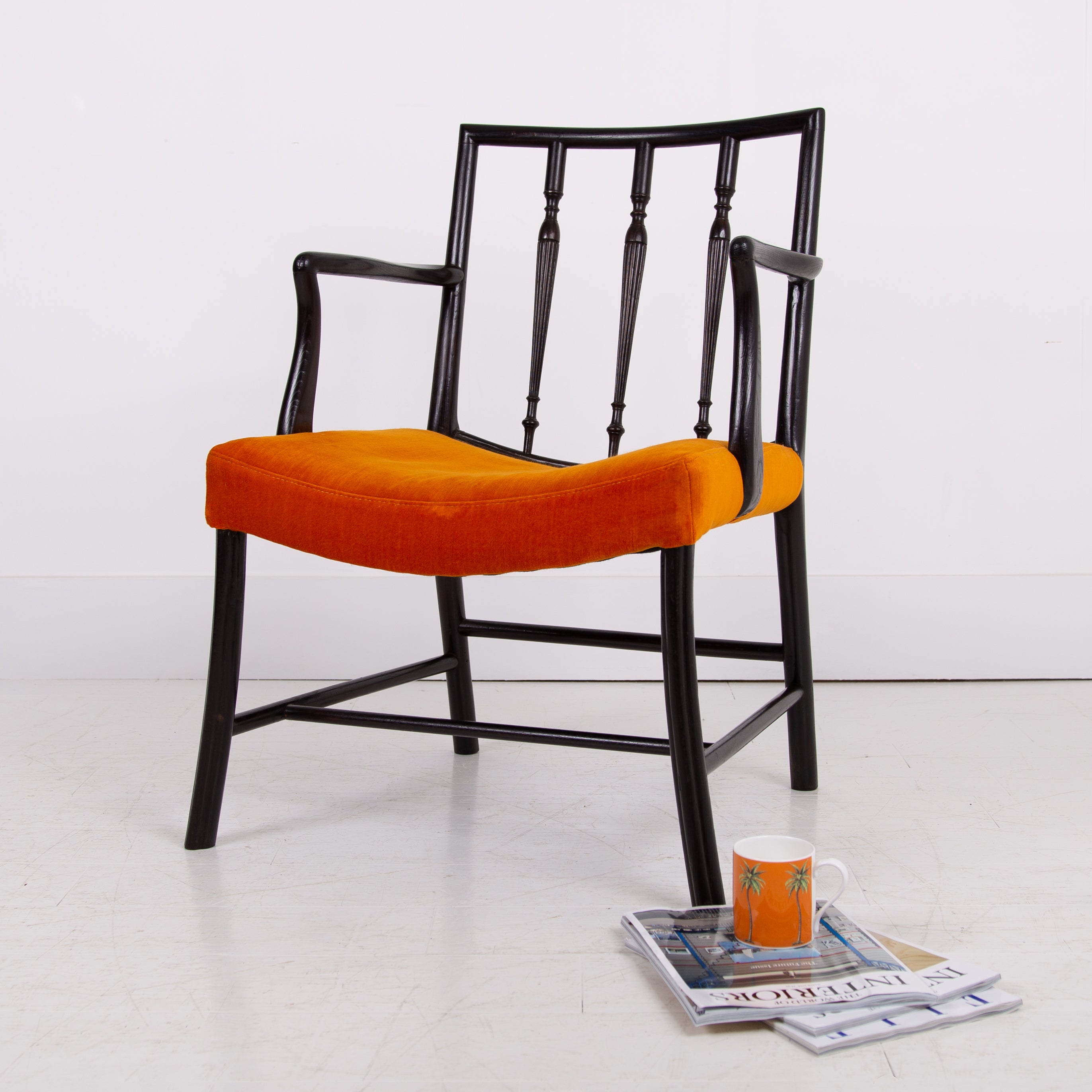 A Most Handsome Cockpen Chair Early 20th Century