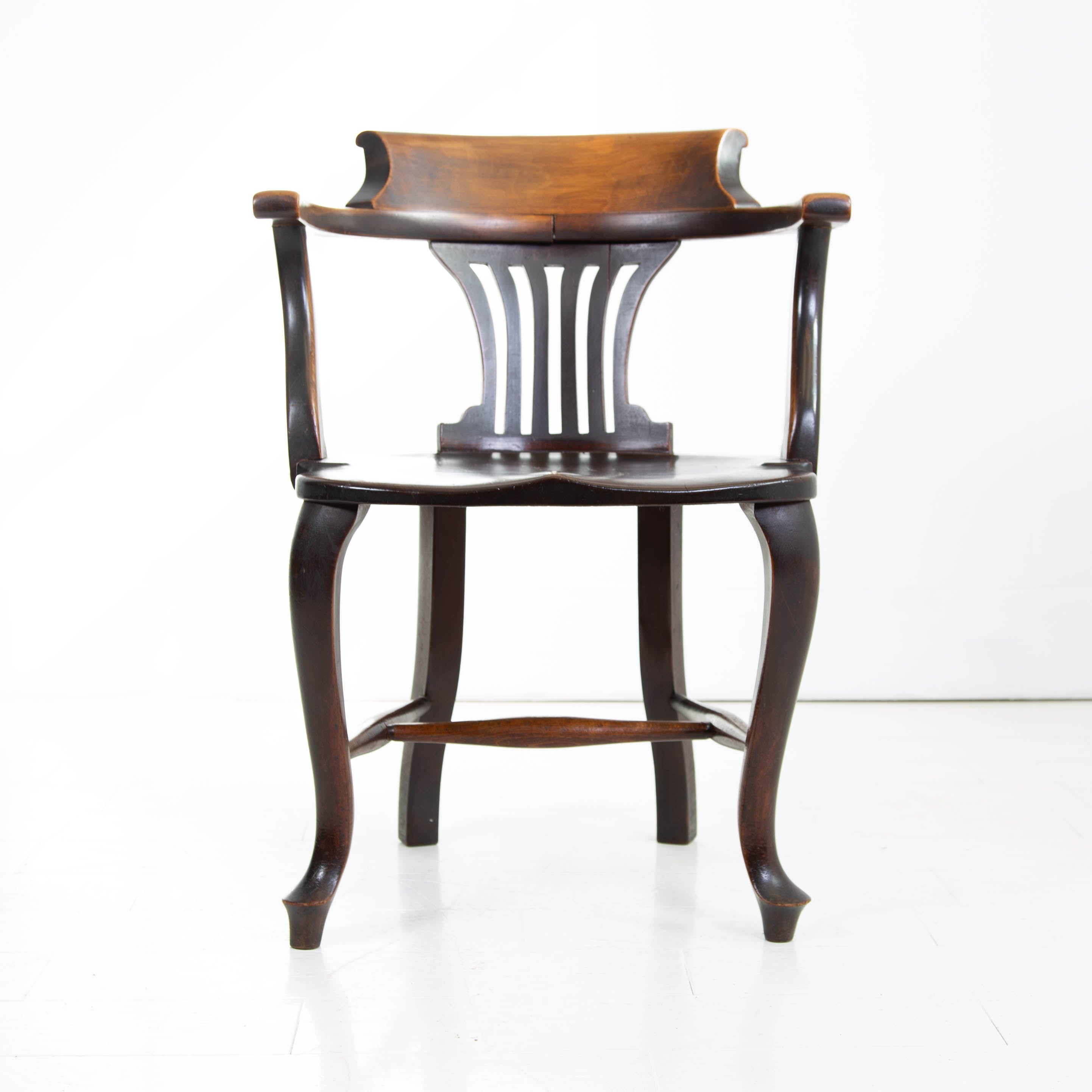 1920s English Vintage Office Chair with Shaped Seat, No.1