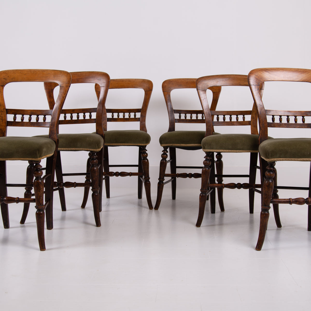 Set of 6 English Country Dining Chairs 1880