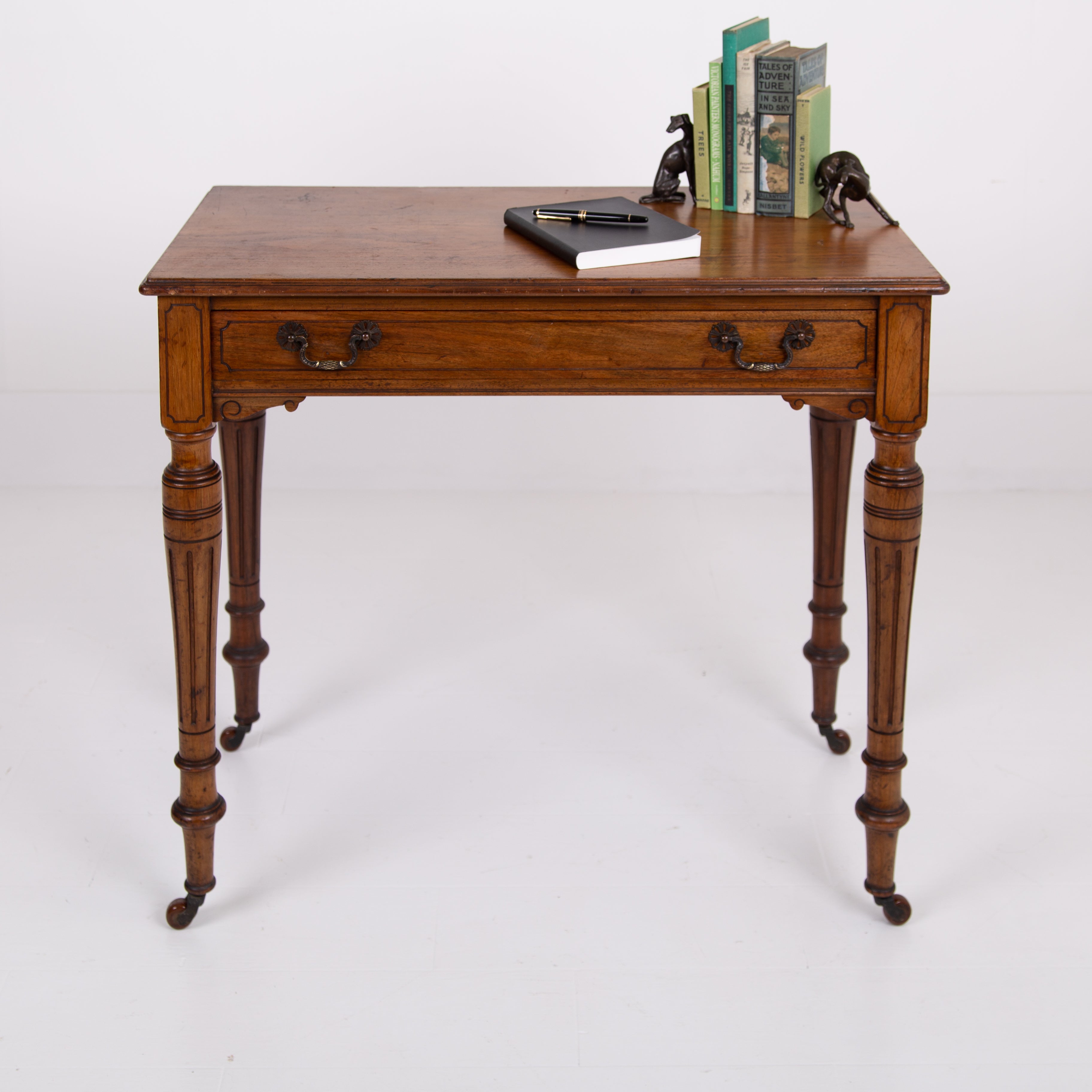 Attractive Antique Victorian Side Table With Drawer C1880