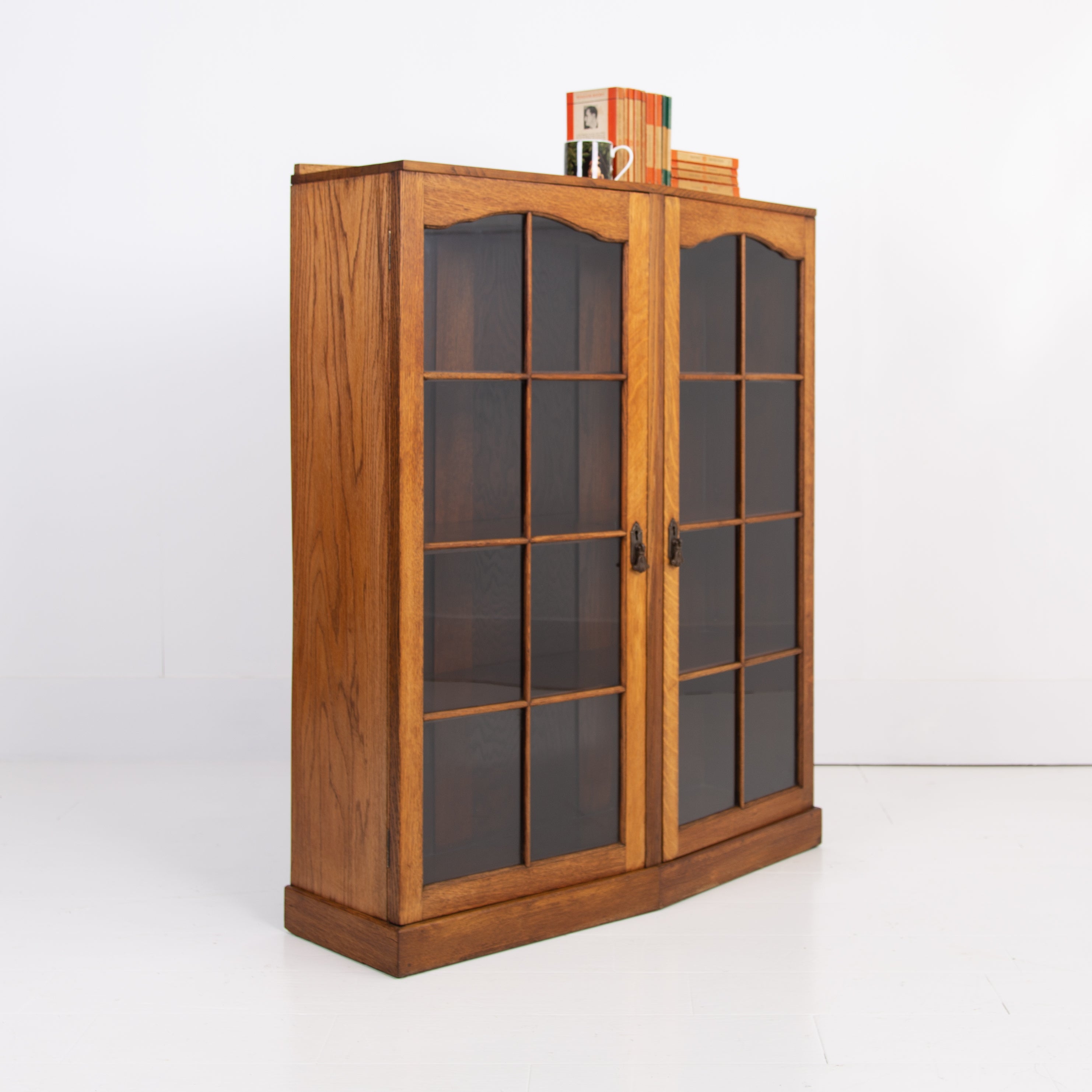 1930s English Oak Glazed Bookcase