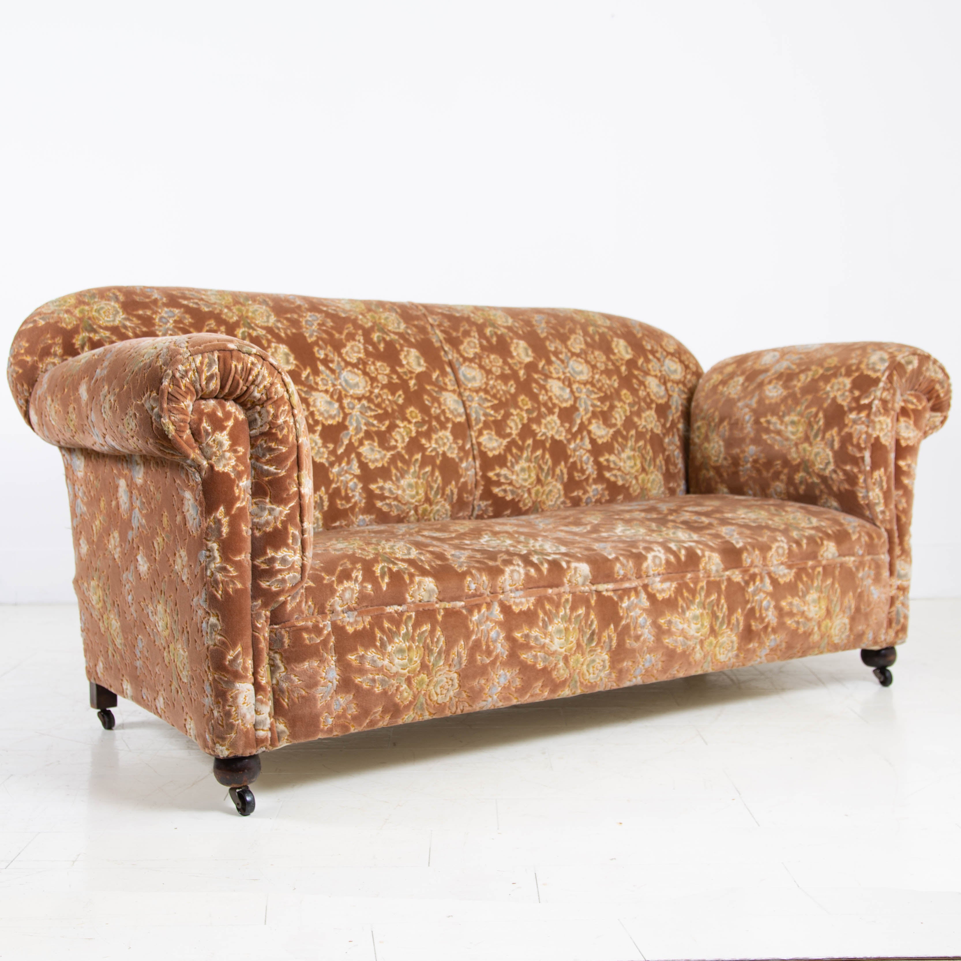 Good Looking Late 1920s 3 Seater Drop End Sofa For Reupholstery