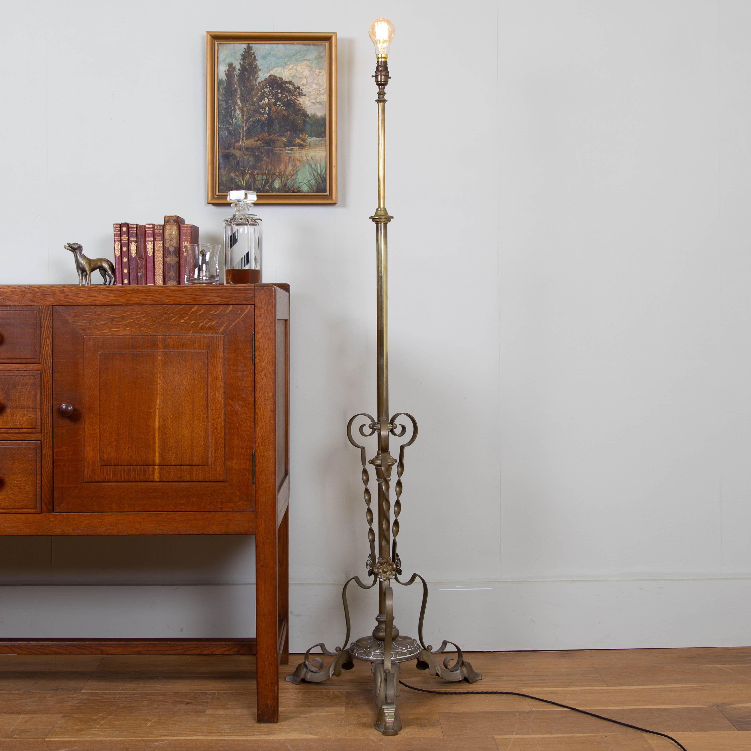 Vintage Brass Telescopic Floor Lamp